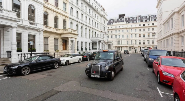 Veeve - Hyde Park Hideaway, Забронировать Отель Отели Лондона 3 звезды, рядом с Кенсингтонский дворец, 3*