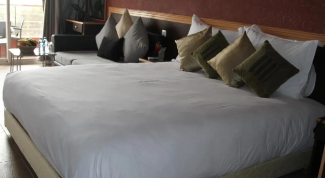 Полулюкс Hôtel Belle Vue et Spa