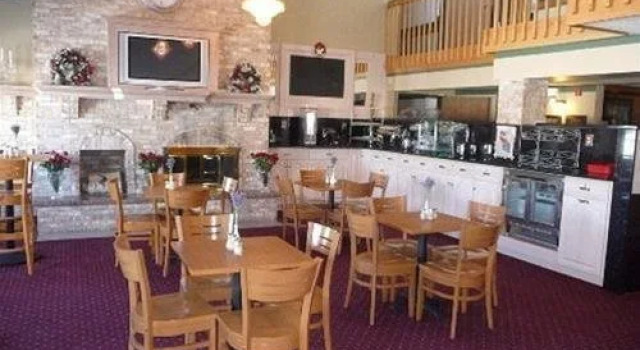 Americinn Shawano, Book Hotel Shawano Wisconsin
