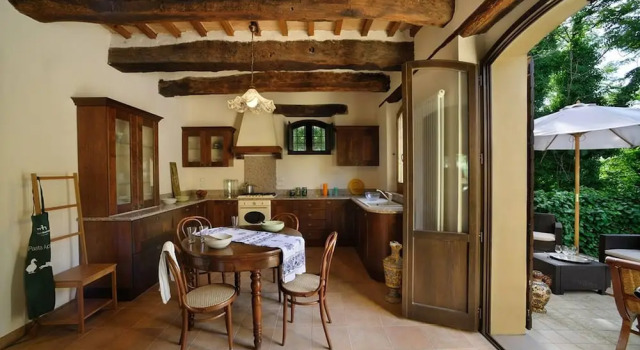 Вилла Luce tra i Faggi 8 by Marche Holiday Villas