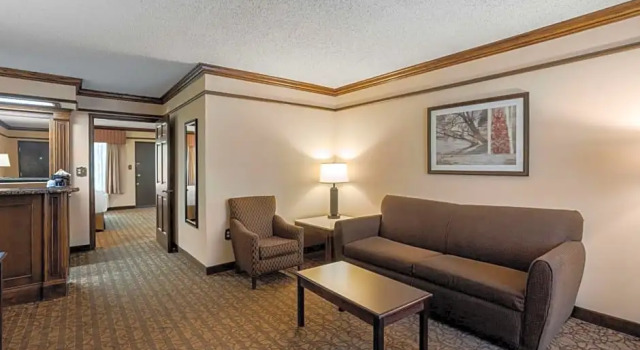 Двухместный люкс Best Western Inn of the Ozarks