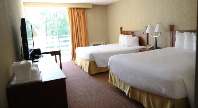 Четырёхместный номер Standard Best Western Branson Inn and Conference Center