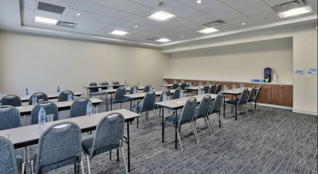 Двухместный люкс Holiday Inn Express & Suites - Roswell by IHG