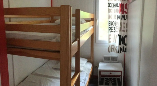Chalet orange naturiste la Jenny, Забронировать Шале Отели Бассен-д'Аркашон с бассейном, Бассейн