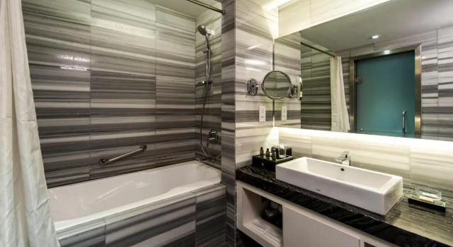 Двухместный номер Deluxe Promenade Hotel Kota Kinabalu