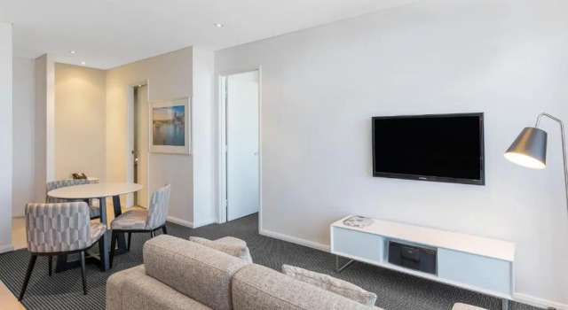 Люкс Luxury c 1 комнатой Meriton Suites Campbell Street, Sydney