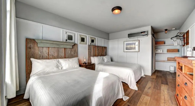 Четырёхместный номер Standard The Montauk Beach House