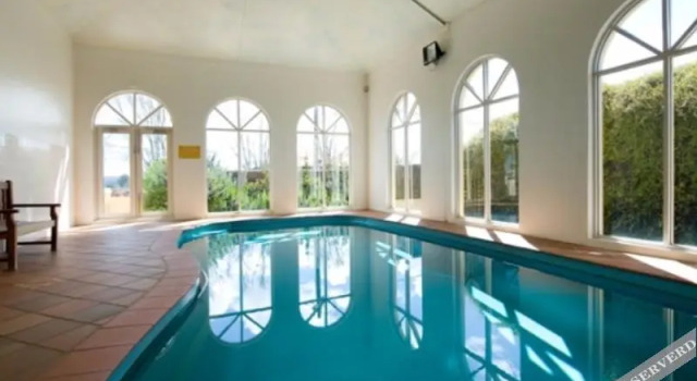 Accourt Villa