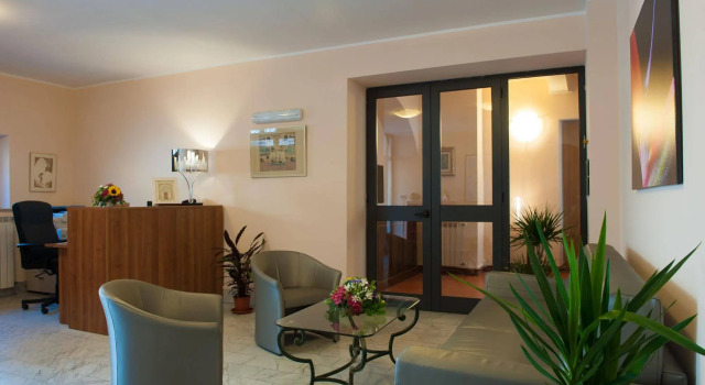 Hotel Capranica