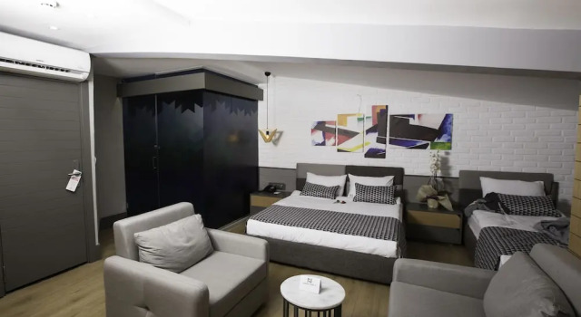 Люкс с видом на сад Laren Family Hotel & Spa - Boutique Class