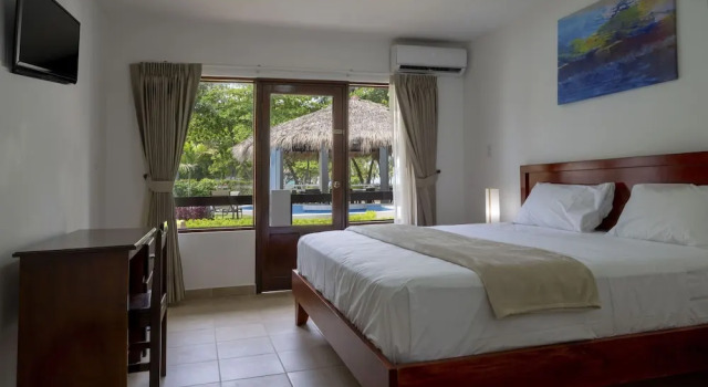Номер Standard Fuego del Sol Beachfront Hotel
