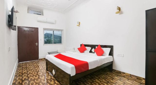 Hotel O Kavyanjali, Забронировать Отель Отели Файзабада 3 звезды, 3*