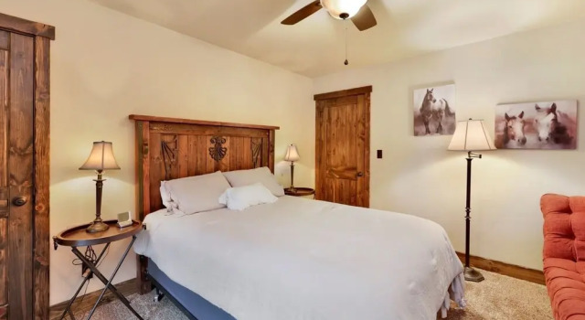 2080-eagle Point Lodge 4 Bedroom Home by RedAwning, Rezerwuj Hotel Big Bear Lake Stany Zjednoczone