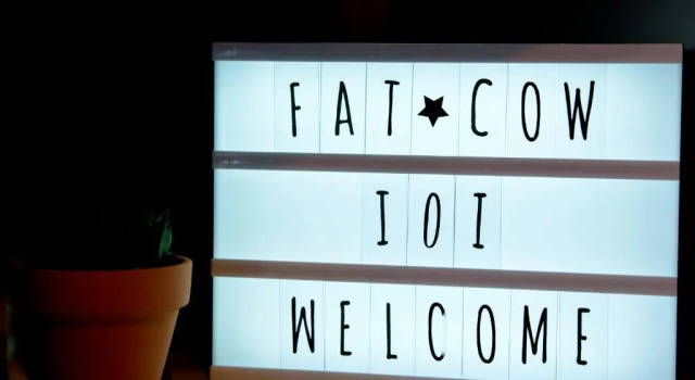 Апартаменты Fat Cow Apartment 101