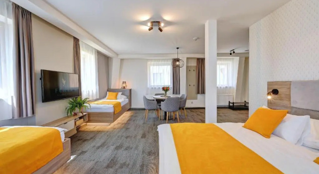 Четырёхместный номер Standard с видом на горы Fénix Inspiration Design Hotel