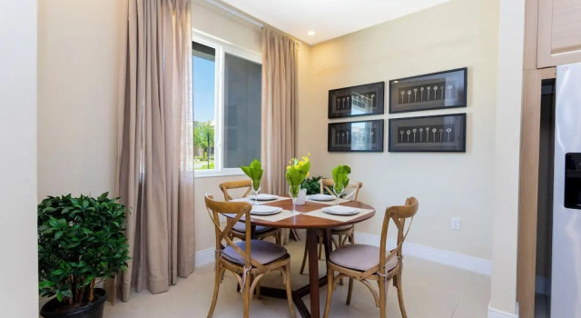 Stunning 4 Bd Close To Disney Magic Village 3247