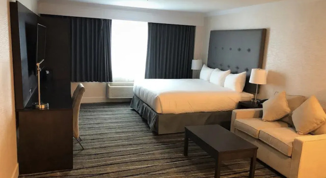 Номер Executive с балконом Prestige Treasure Cove Resort