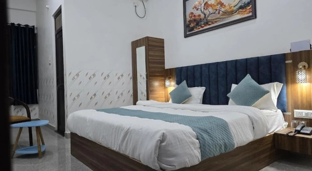 Номер Deluxe Hotel The Sky Blue & Caffe
