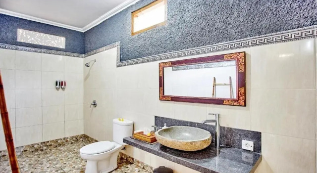 Двухместный номер Deluxe с балконом и с видом на сад Taos House Lembongan By DeWizZ Management
