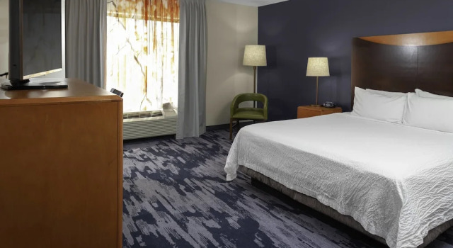 Двухместный люкс Fairfield Inn & Suites by Marriott Matthews Charlotte