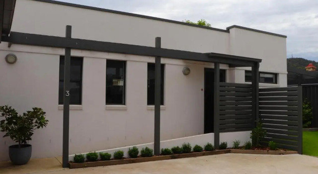 16 King Street, Book Hotel  