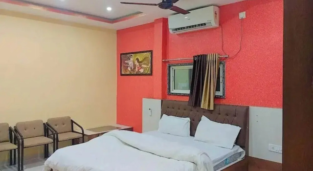 Hotel Kuber Vatika By GRB, Забронировать Отель Отели штата Махараштры с завтраком, Завтраки