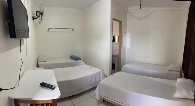 Четырёхместный номер Standard Hotel Pousada Santos Reis