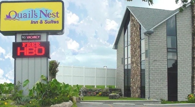 Quails Nest Inn & Suites, Забронировать Отель Осейдж-Бич Lake of the Ozarks