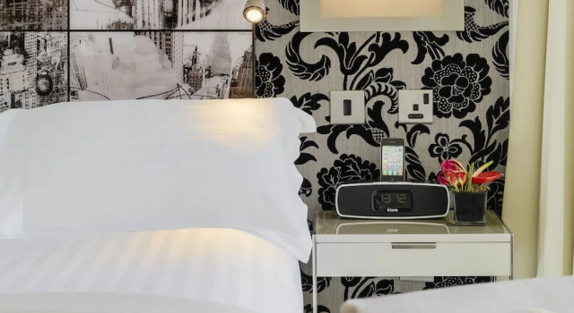 Трёхместный номер Classic H10 London Waterloo