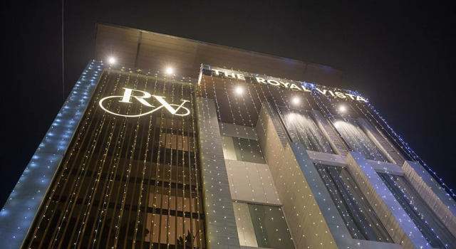 Hotel The Royal Vista