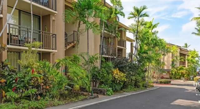 Big Island Kona Makai 5-103 1 Bedroom Condo