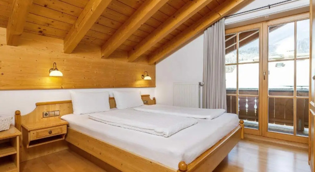 Семейные апартаменты Gästehaus Bergwinkl