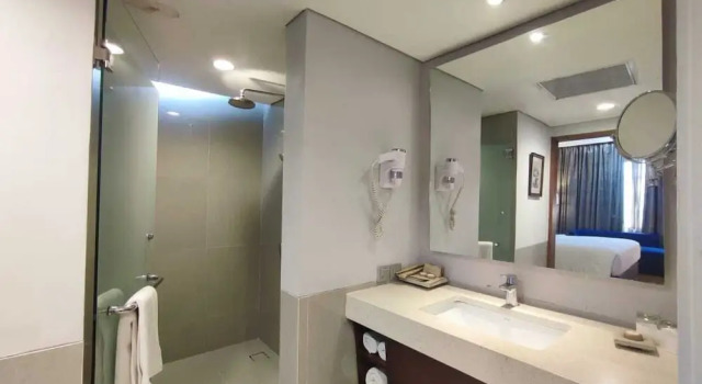 TripleTree Hotel And Resort