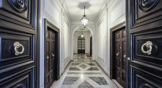 Апартаменты Spanish Steps Art Apartment