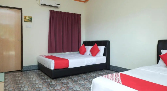 Люкс Oyo 89928 Acf Guest House