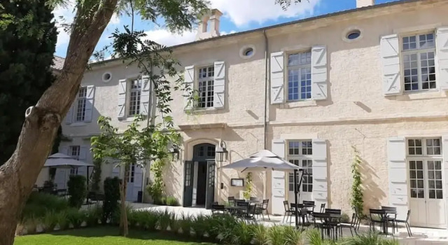 Hôtel Collège des Doctrinaires, Rezerwuj Hotel Hotele 4-gwiazdkowe w Lectoure, 4*