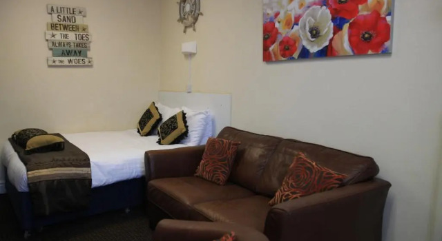 Апартаменты Adelphi Holiday Flats