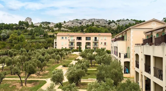 Duplex Apartment Near Maussane-les-alpilles, Book Lejlighed Paradou Alpilles