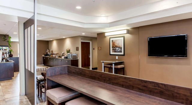 Microtel Inn & Suites by Wyndham Wheeler Ridge, Rezervați Hotel Wheeler Ridge 