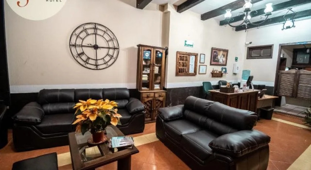 Hotel San Sebastian, Rezerwuj Hotel Hotele 4-gwiazdkowe w Comitan, 4*