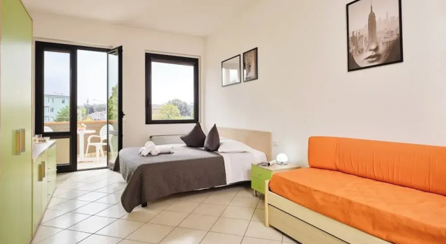 RESIDENCE Leccio, Prenota Hotel Asciano Crete Senesi