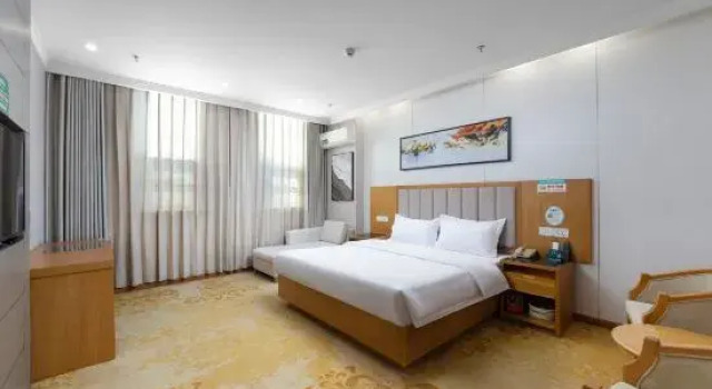 Двухместный люкс Business GreenTree Inn Yancheng Dongtai Huiyang Road Guofu Hotel