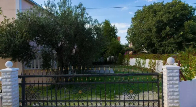 Apartments Ivona