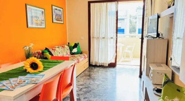 Bright Flat With Balcony, Prenota Appartamento Hotel a Veneto con parcheggio, Parcheggio