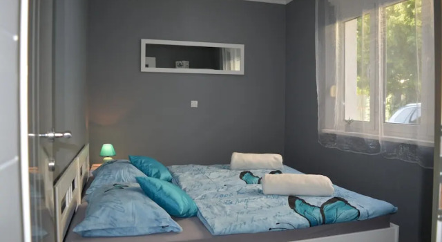 Green-beautiful Modern Apt. With Balcony & Garden