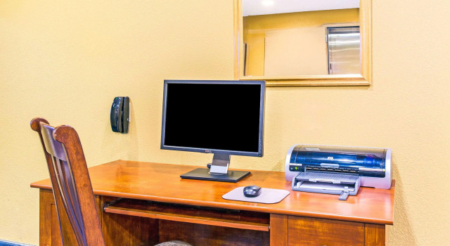 Super 8 by Wyndham Parker/SE Denver Area, Prenota Locanda Parker Colorado