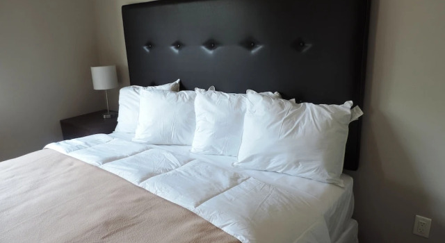 Wasaga Riverdocks Hotel Suites, Rezervasyon Otel Wasaga Beach Simcoe County
