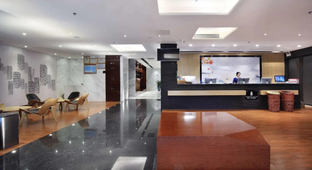 Mehood Lestie Hotel