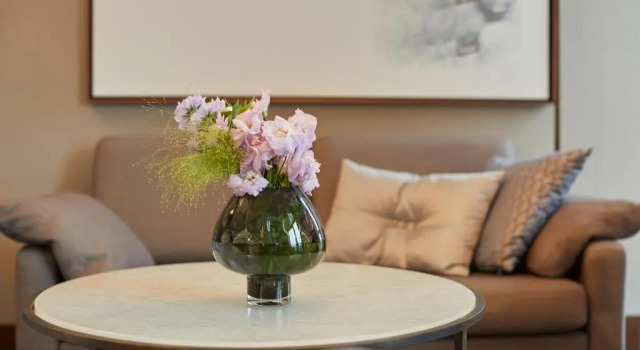 Номер Deluxe с панорамным видом Кемпински