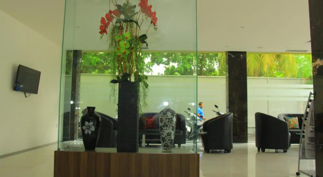 Dgrande Hotel, Book Hotel Hotels in Batam with Breakfast, Breakfasts